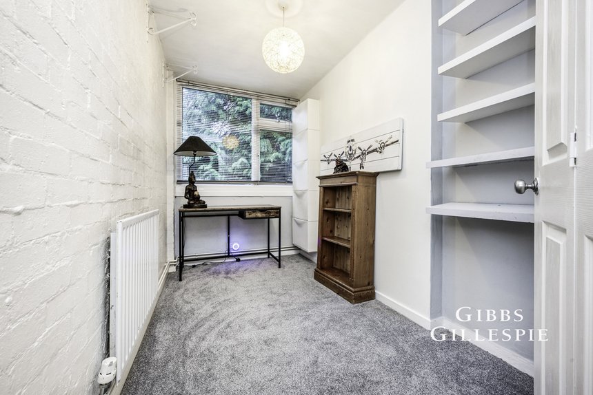 to let leaf close london 57469 - Gibbs Gillespie