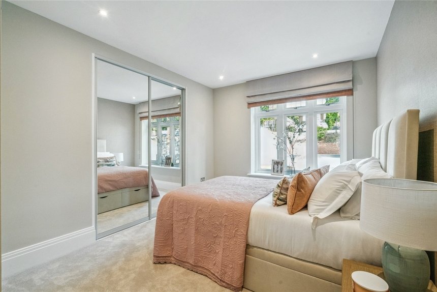 under offer the radford london 57660 - Gibbs Gillespie