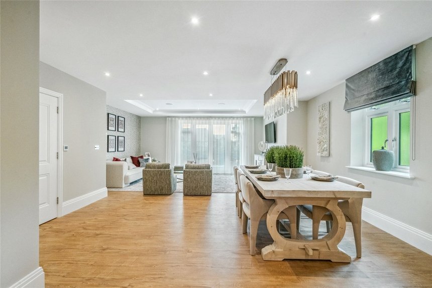 under offer the radford london 57660 - Gibbs Gillespie