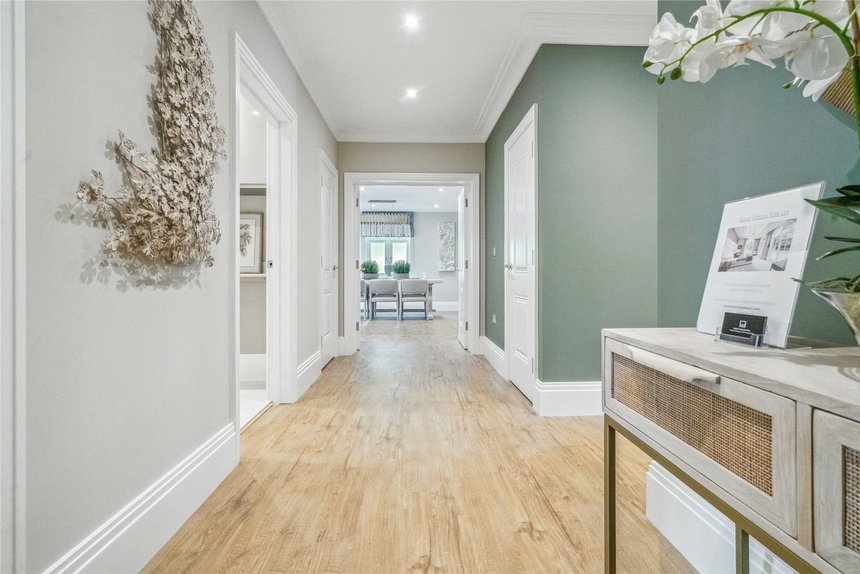 under offer the radford london 57660 - Gibbs Gillespie