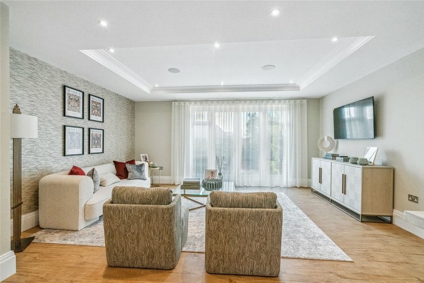 under offer the radford london 57660 - Gibbs Gillespie