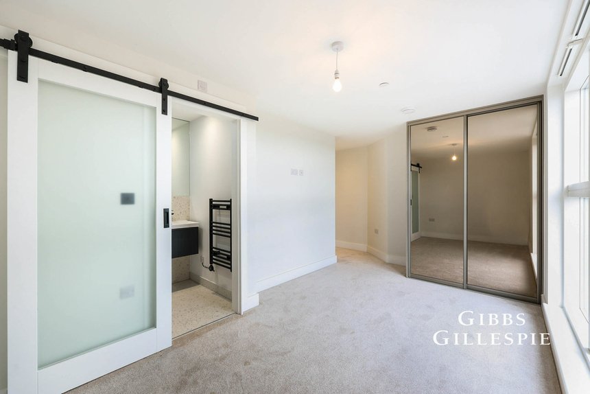 let station road london 57723 - Gibbs Gillespie