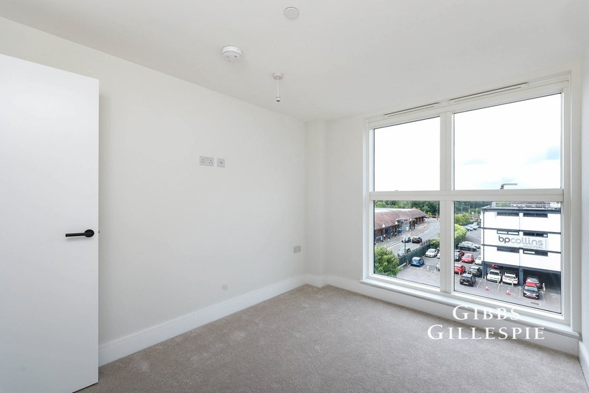 let station road london 57724 - Gibbs Gillespie