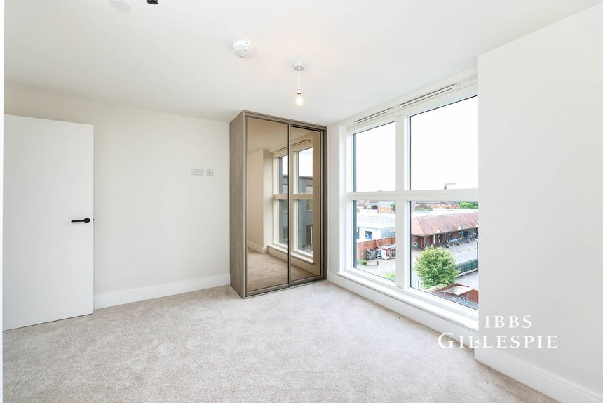 let station road london 57724 - Gibbs Gillespie