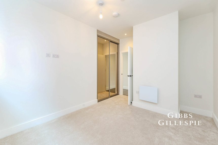 let station road london 57725 - Gibbs Gillespie