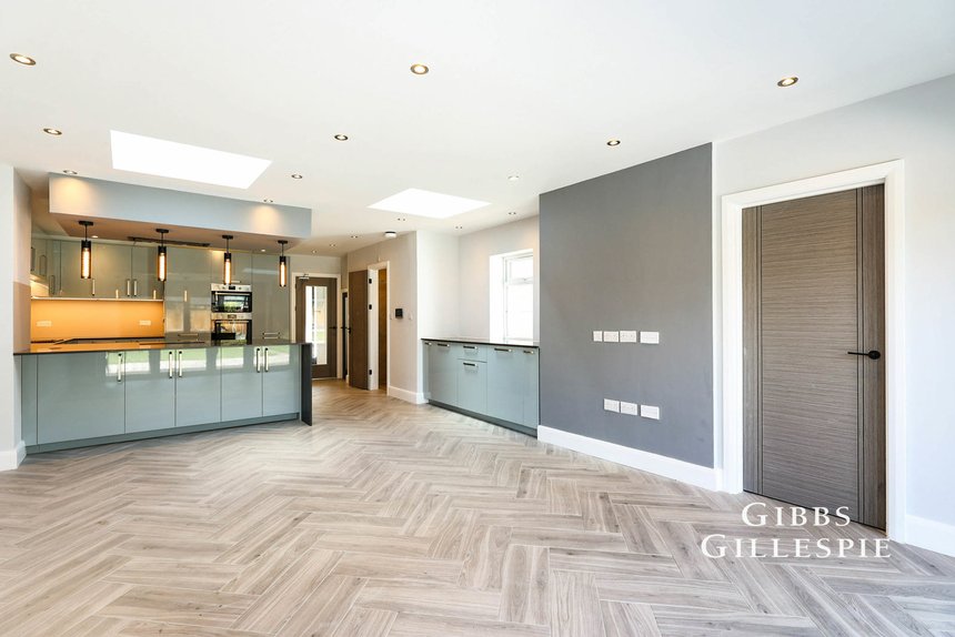 let woodland road london 57751 - Gibbs Gillespie