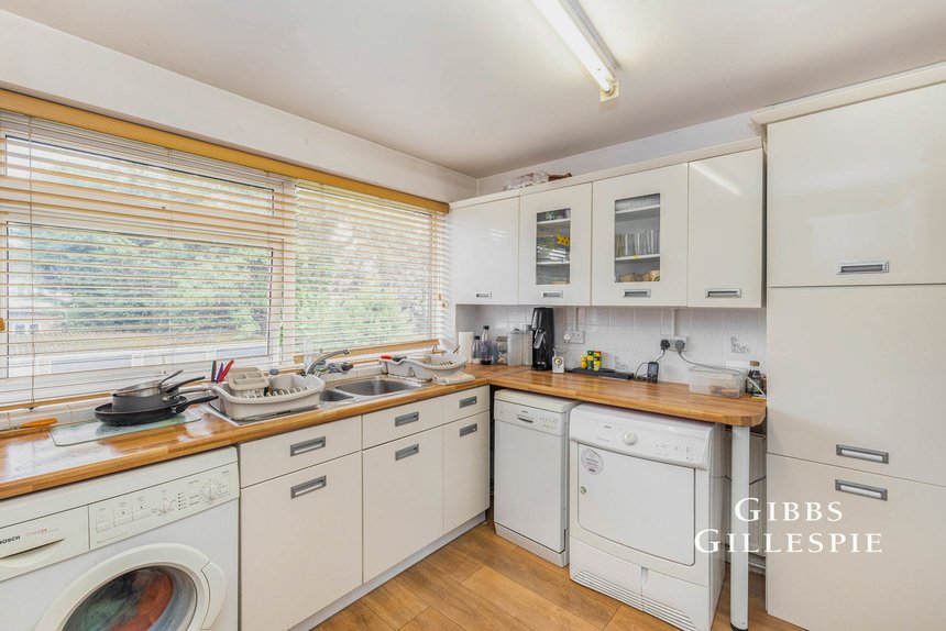 let stonegrove london 57756 - Gibbs Gillespie
