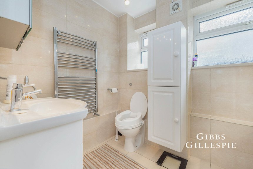 let stonegrove london 57756 - Gibbs Gillespie
