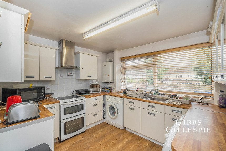 let stonegrove london 57756 - Gibbs Gillespie