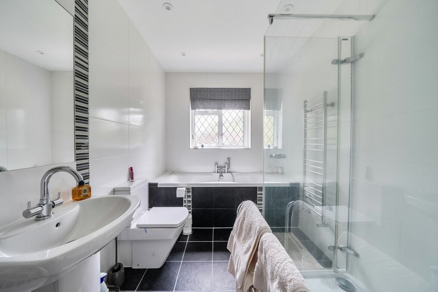 for sale copthorne road london 57772 - Gibbs Gillespie