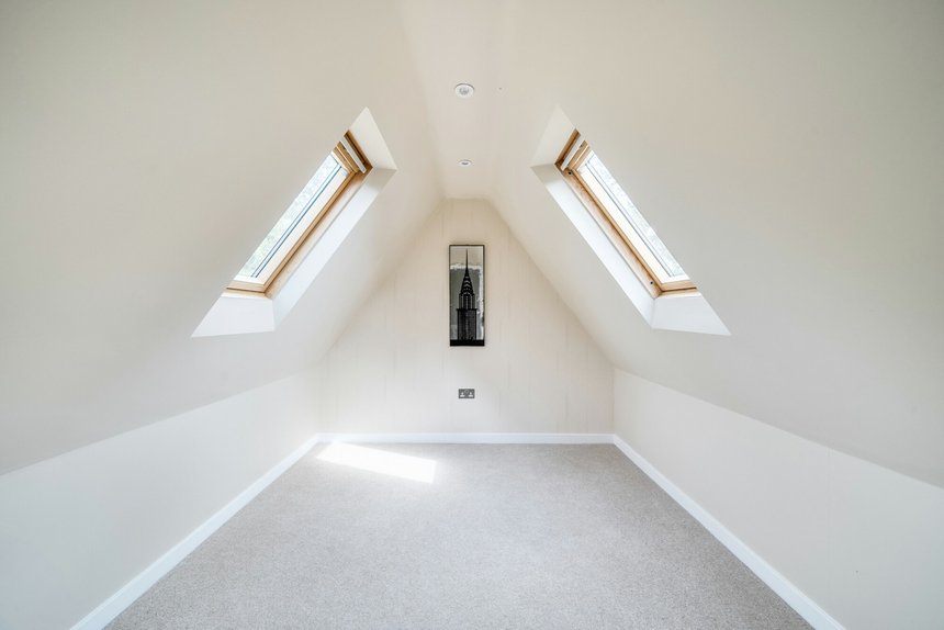for sale copthorne road london 57772 - Gibbs Gillespie