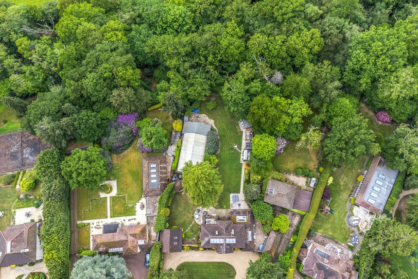 for sale copthorne road london 57772 - Gibbs Gillespie