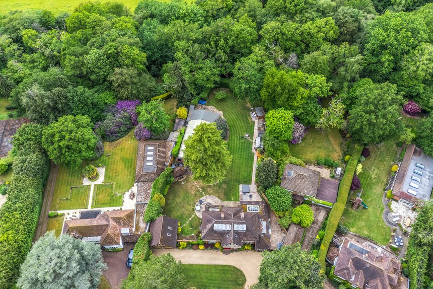 for sale copthorne road london 57772 - Gibbs Gillespie