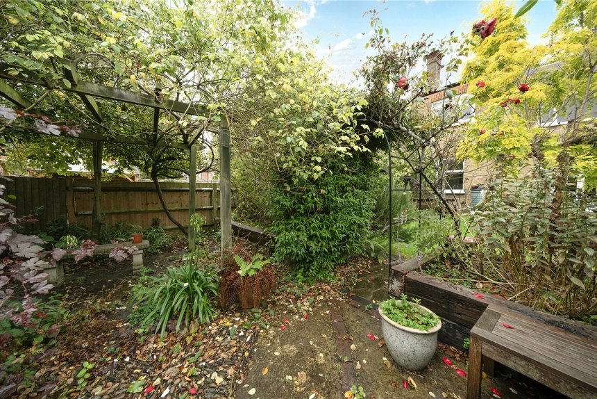 sold cleveland road london 57841 - Gibbs Gillespie