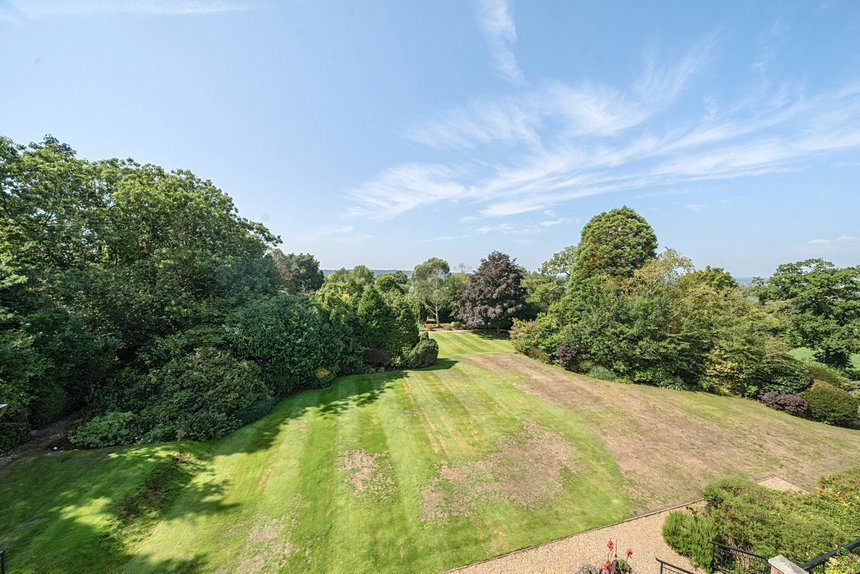 for sale merry hill road london 57957 - Gibbs Gillespie