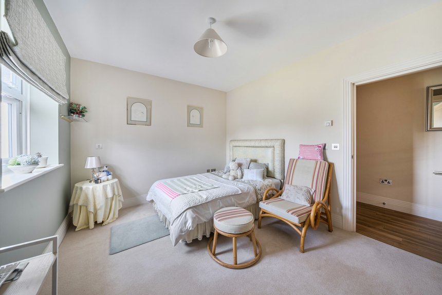 for sale merry hill road london 57957 - Gibbs Gillespie