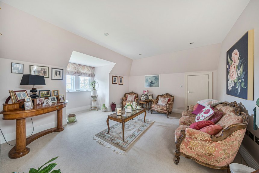 for sale merry hill road london 57957 - Gibbs Gillespie