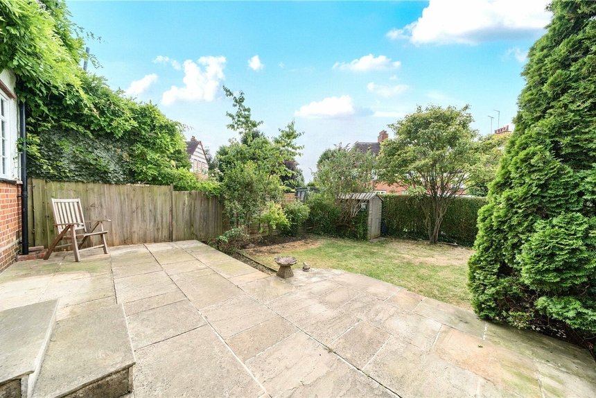 let fowlers walk london 58114 - Gibbs Gillespie