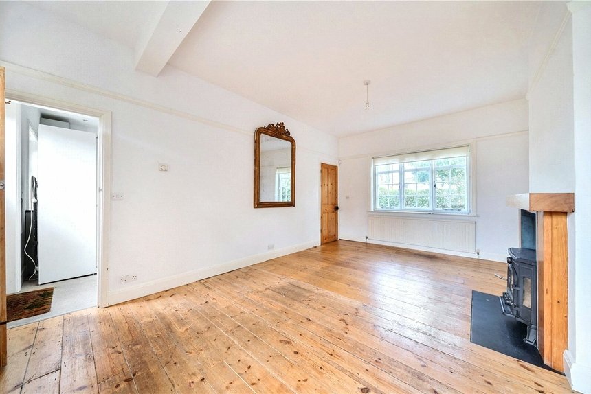 let fowlers walk london 58114 - Gibbs Gillespie