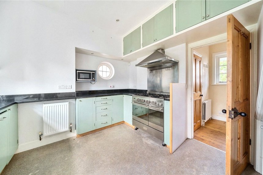 let fowlers walk london 58114 - Gibbs Gillespie