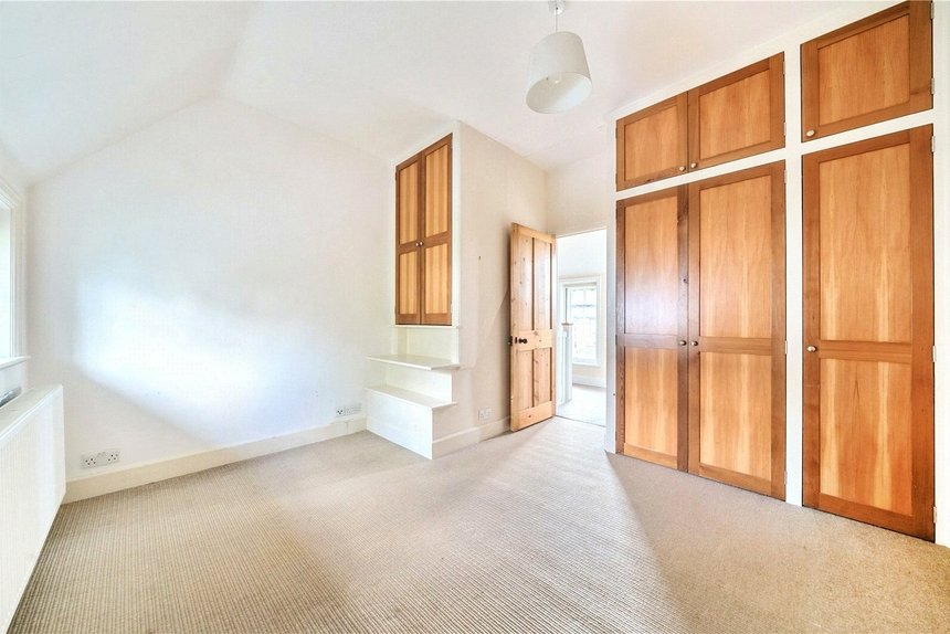 let fowlers walk london 58114 - Gibbs Gillespie