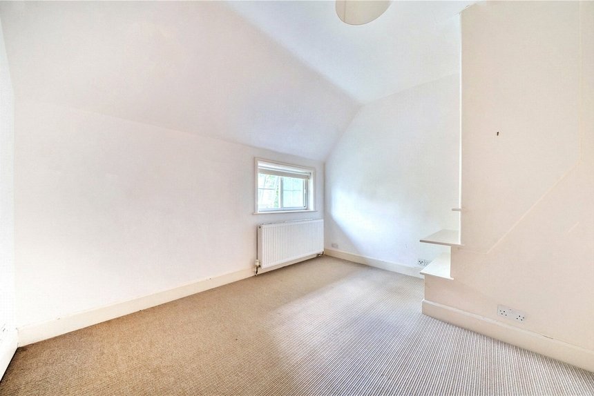 let fowlers walk london 58114 - Gibbs Gillespie