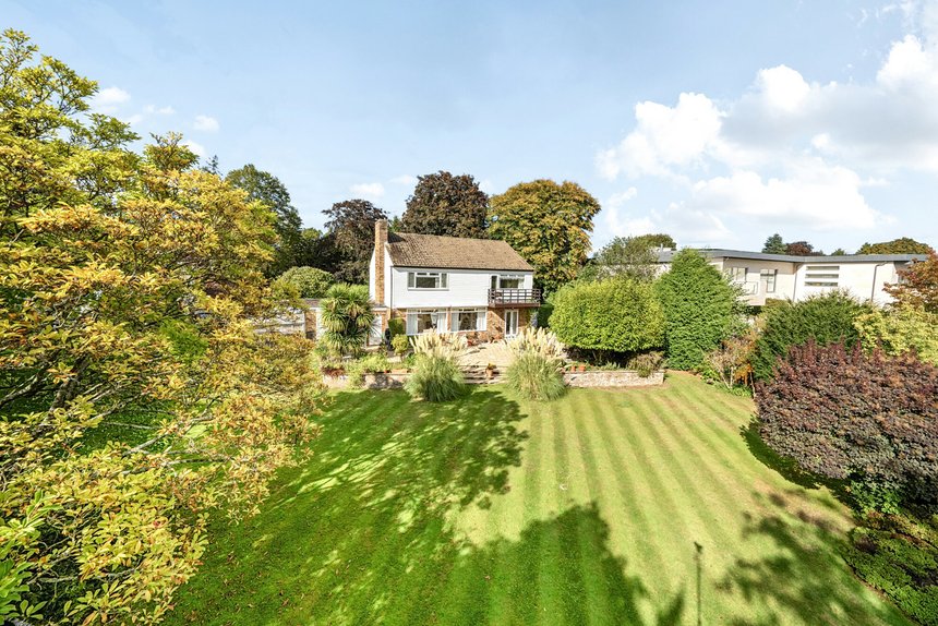 under offer bulstrode way london 58137 - Gibbs Gillespie