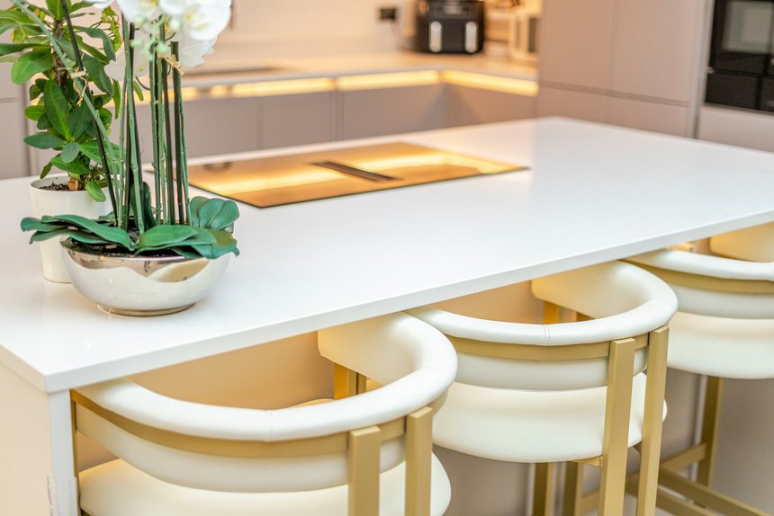 for sale sylvia avenue london 58391 - Gibbs Gillespie