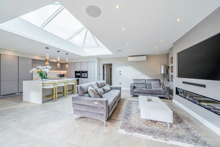 for sale sylvia avenue london 58391 - Gibbs Gillespie