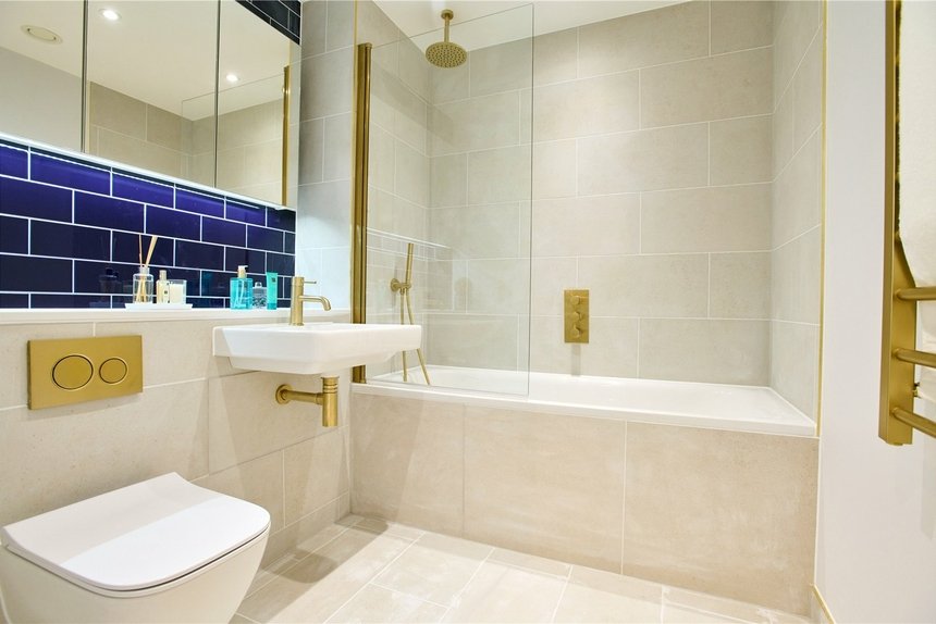 for sale fulton and fifth london 58630 - Gibbs Gillespie