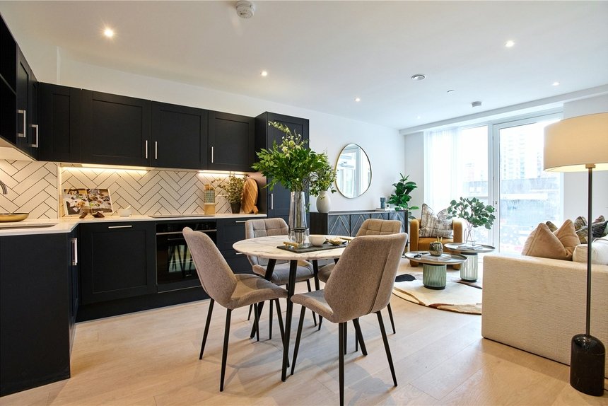 for sale fulton and fifth london 58630 - Gibbs Gillespie