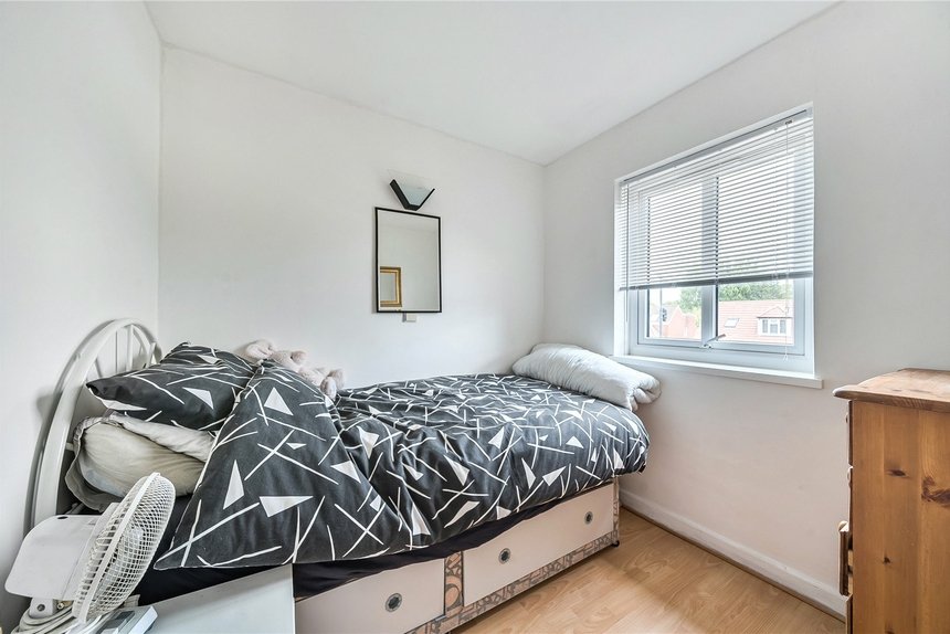 sold chartley avenue london 58674 - Gibbs Gillespie