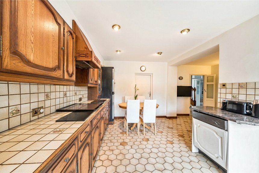 sold chartley avenue london 58674 - Gibbs Gillespie