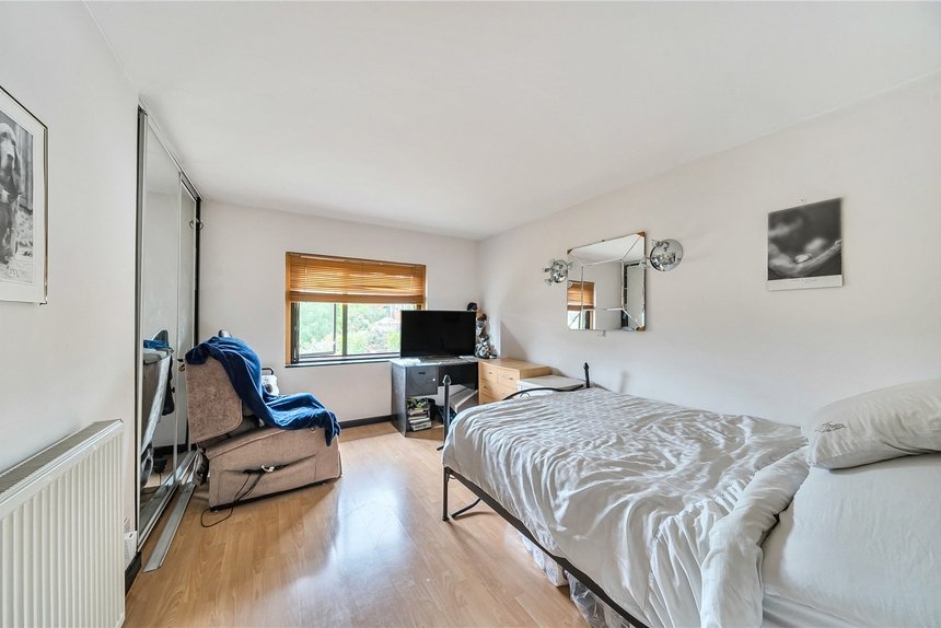 sold chartley avenue london 58674 - Gibbs Gillespie