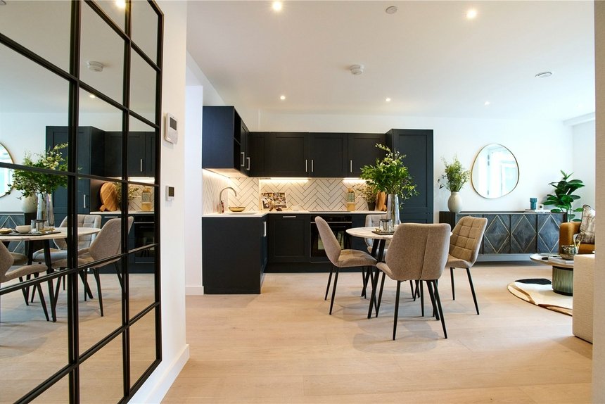 for sale fulton and fifth london 58724 - Gibbs Gillespie