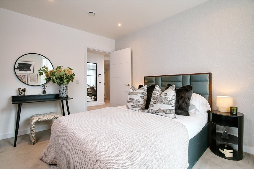 for sale fulton and fifth london 58726 - Gibbs Gillespie