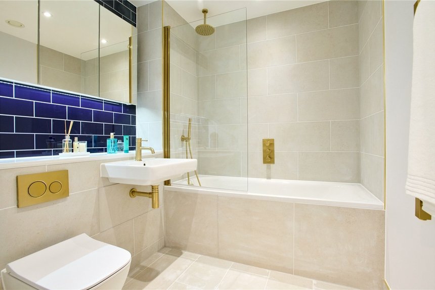 for sale fulton and fifth london 58727 - Gibbs Gillespie