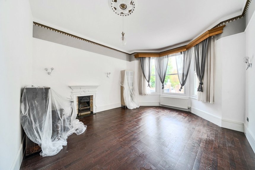 to let leopold road london 58873 - Gibbs Gillespie