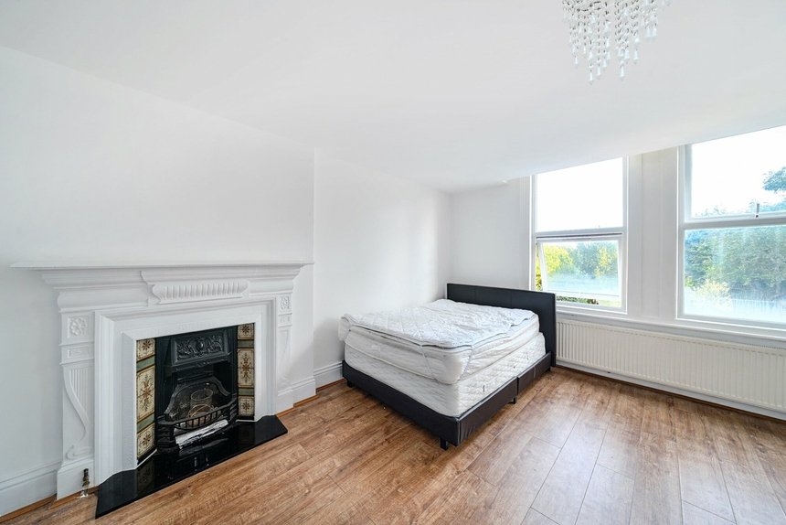 to let leopold road london 58873 - Gibbs Gillespie