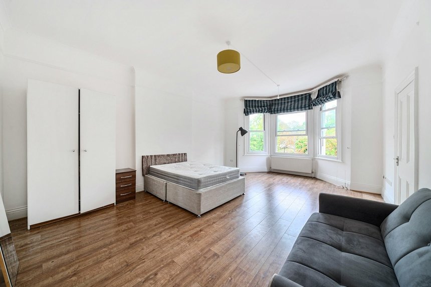 to let leopold road london 58873 - Gibbs Gillespie