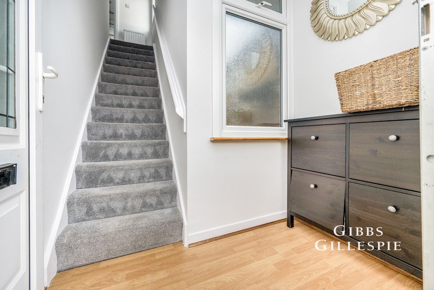 let alandale drive london 58940 - Gibbs Gillespie