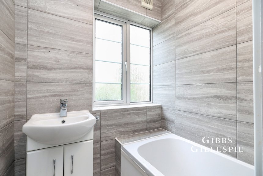 let garden close london 58947 - Gibbs Gillespie