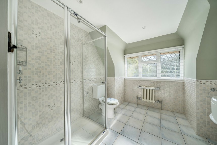 for sale trout rise london 58985 - Gibbs Gillespie