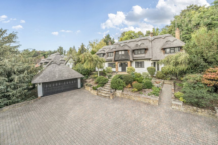 for sale trout rise london 58985 - Gibbs Gillespie