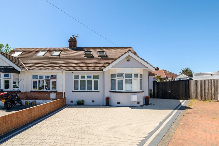 for sale dukes avenue london 59088 - Gibbs Gillespie