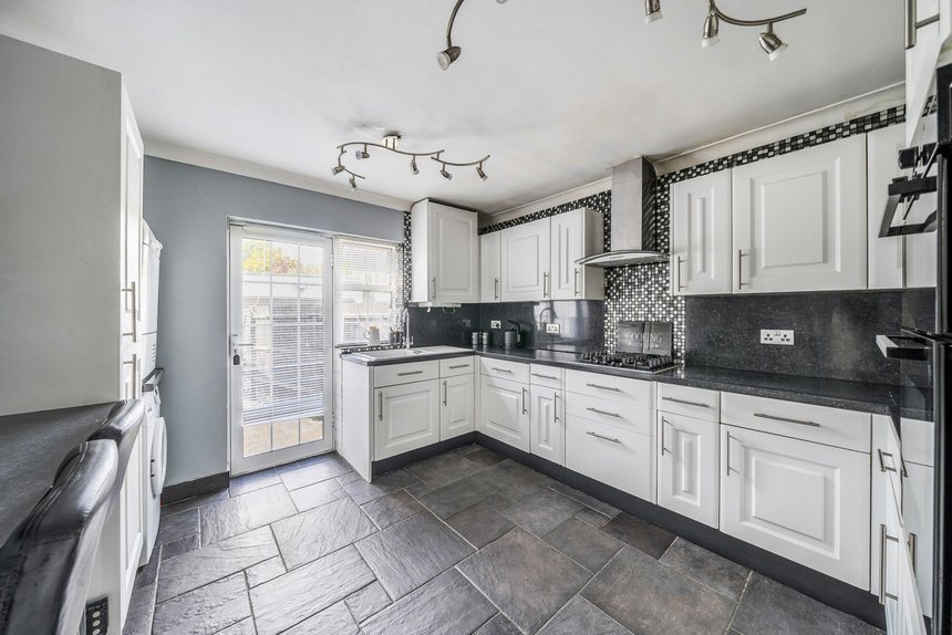 sold glenalla road london 59138 - Gibbs Gillespie