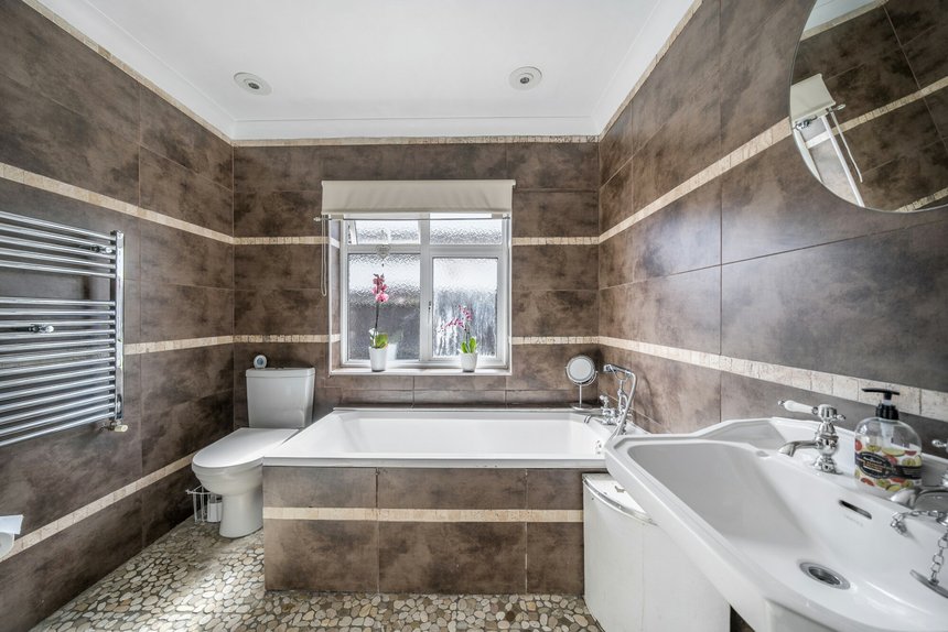 sold glenalla road london 59138 - Gibbs Gillespie