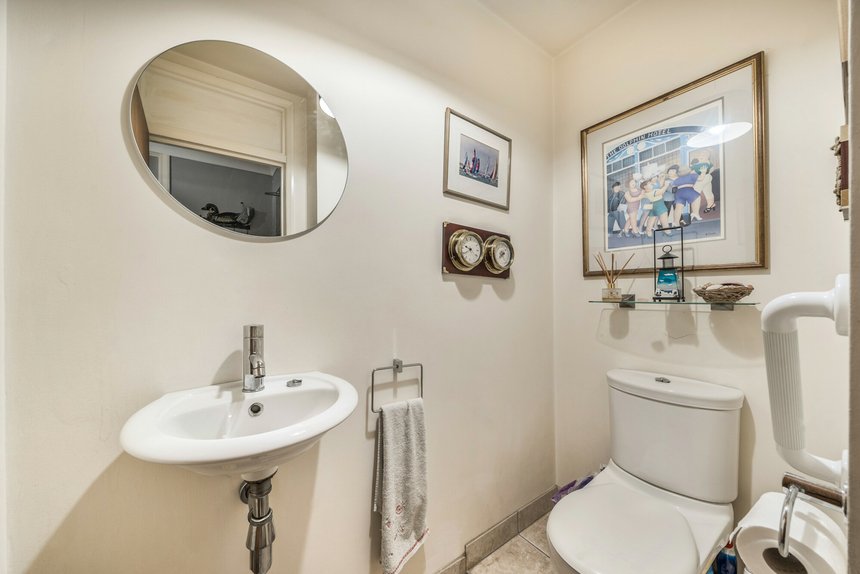 for sale woodhouse eaves london 59181 - Gibbs Gillespie