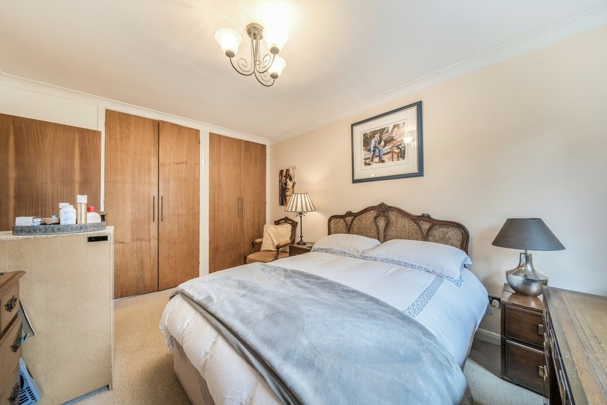 for sale woodhouse eaves london 59181 - Gibbs Gillespie