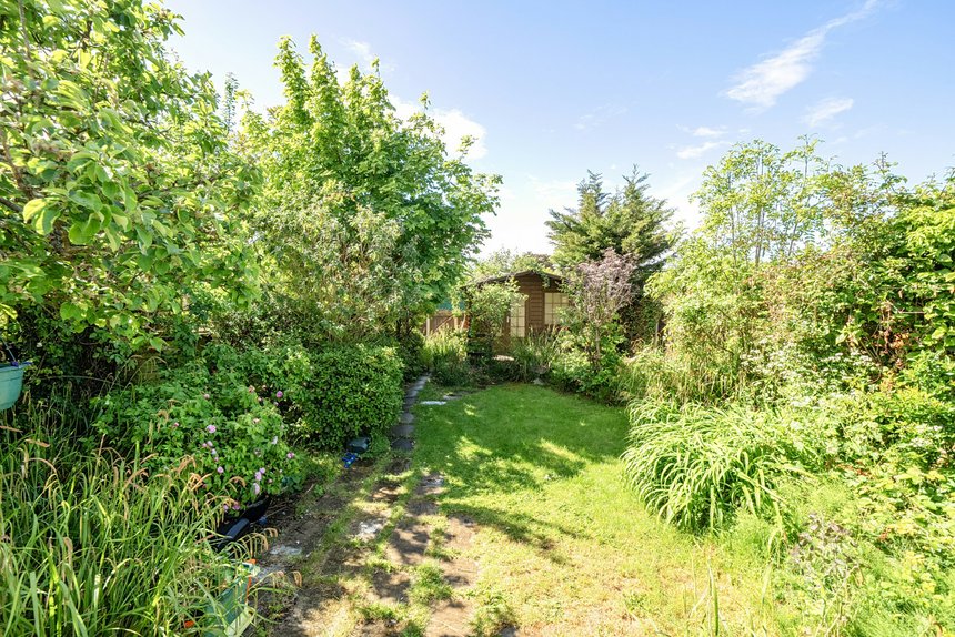 for sale carr road london 59218 - Gibbs Gillespie